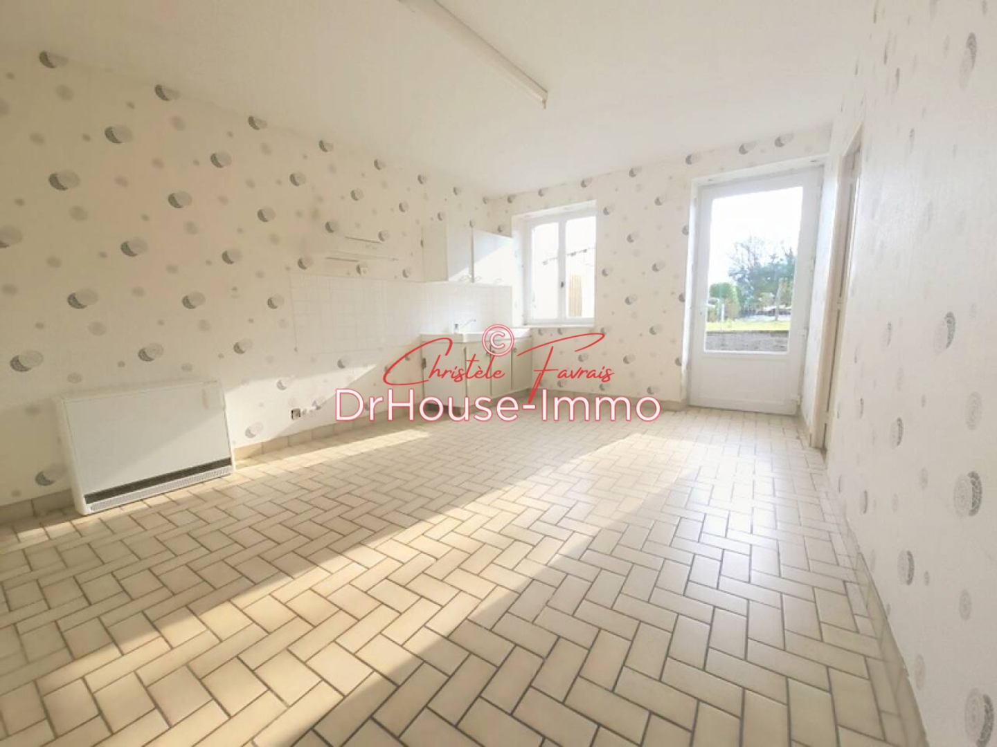 Photo 3 : Vente Maison 6 pièces Louvigné-du-Désert 156 m²