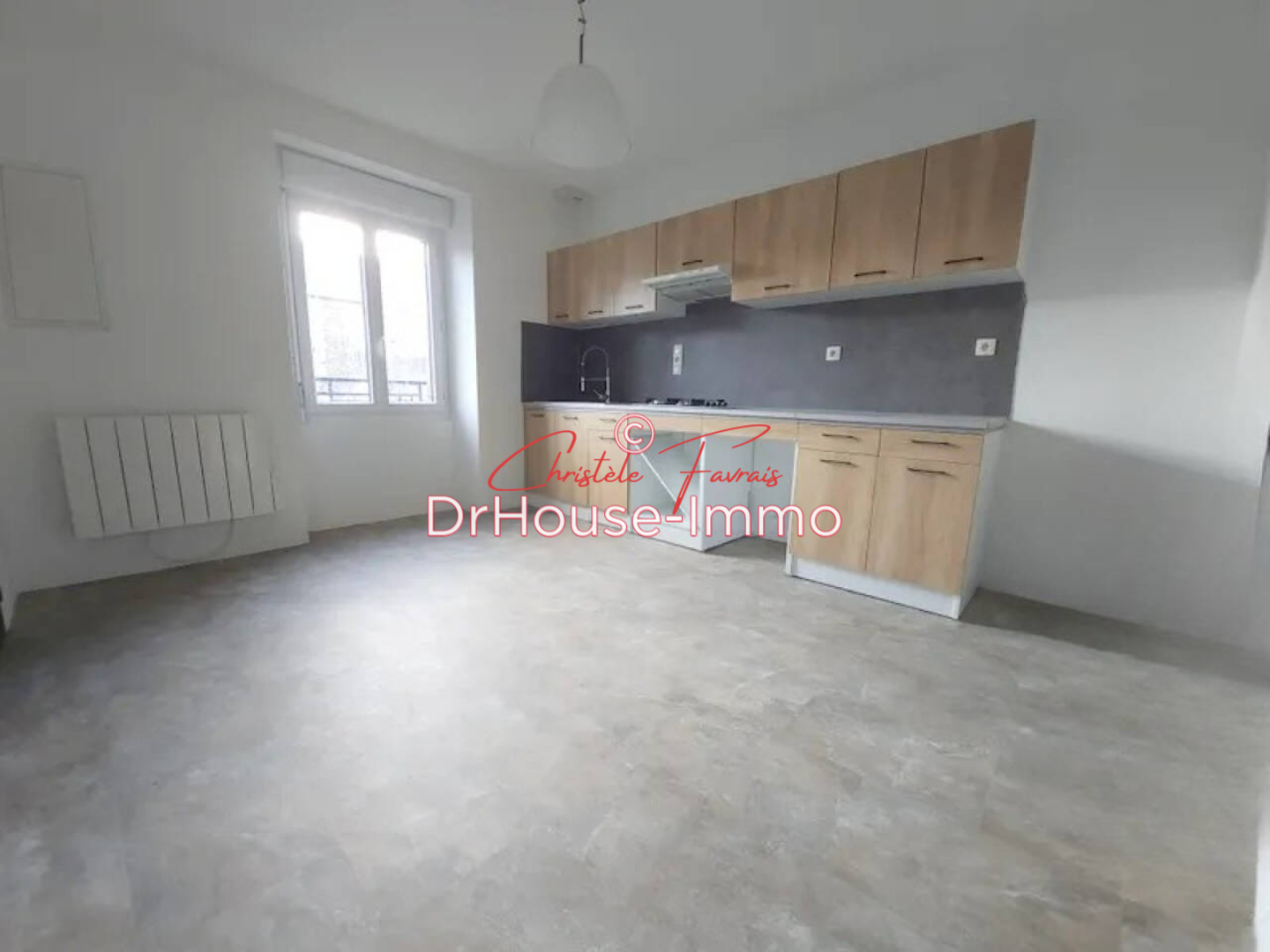 Photo 2 : Vente Maison 6 pièces Louvigné-du-Désert 94 m²