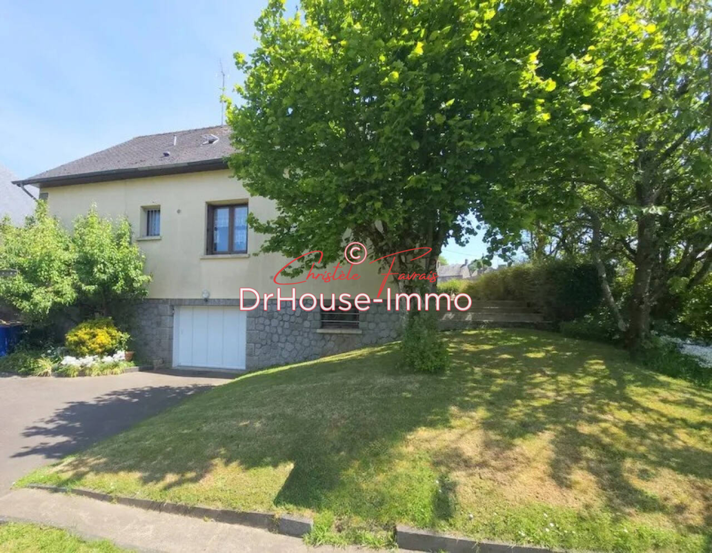 Photo 2 : Vente Maison 7 pièces Louvigné-du-Désert 140 m²
