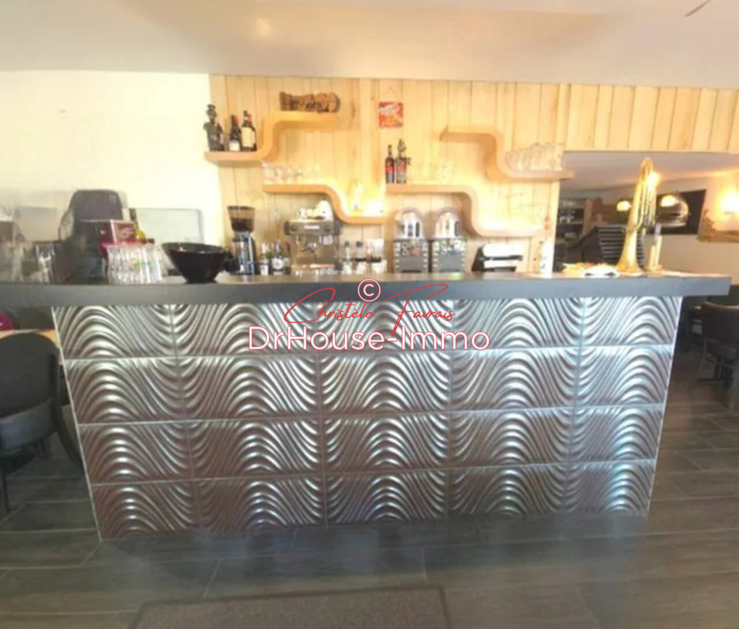 Photo 2 : Vente Commerce Louvigné-du-Désert 92 m²