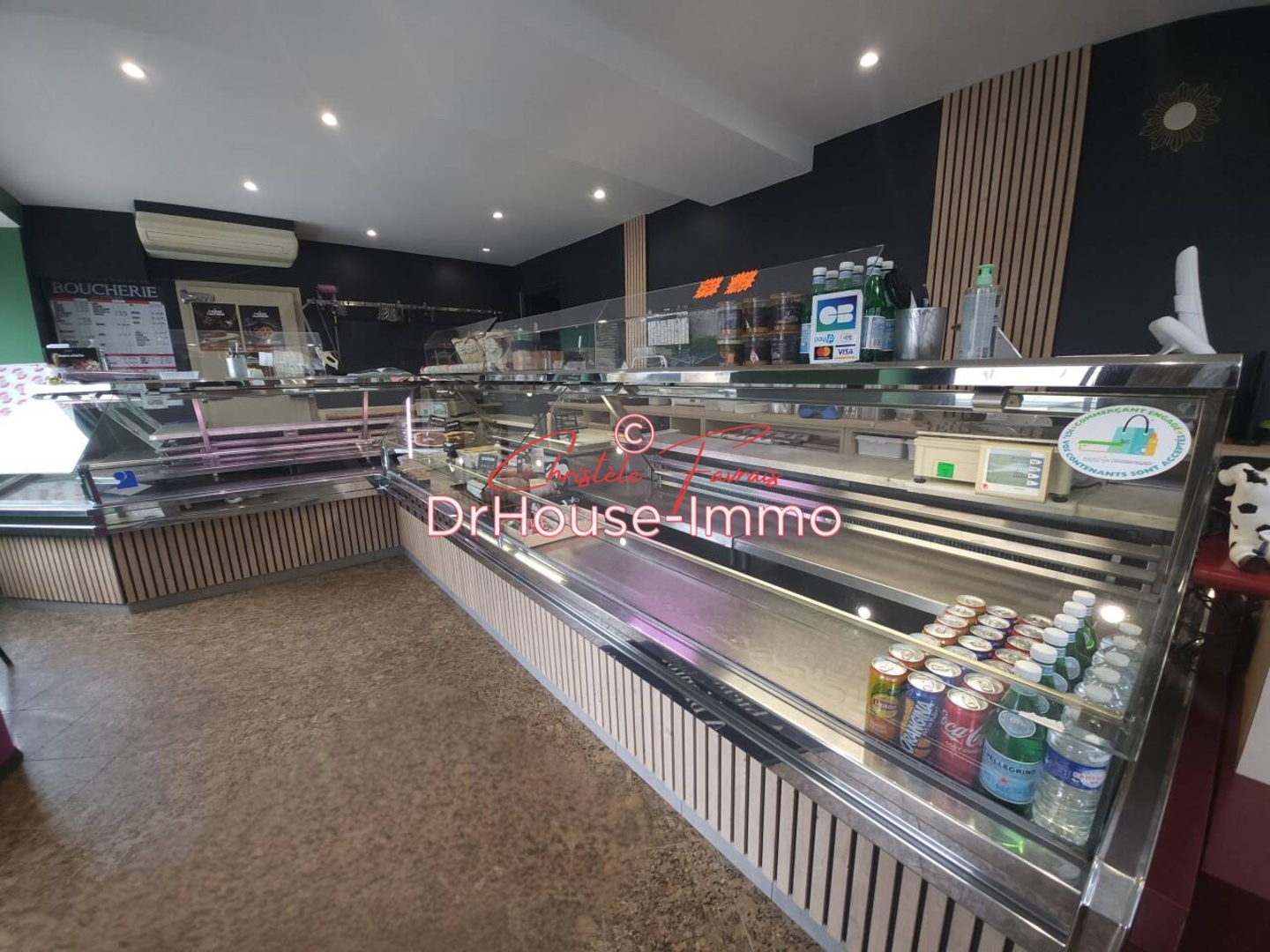 Photo 2 : Vente Commerce Louvigné-du-Désert 136 m²