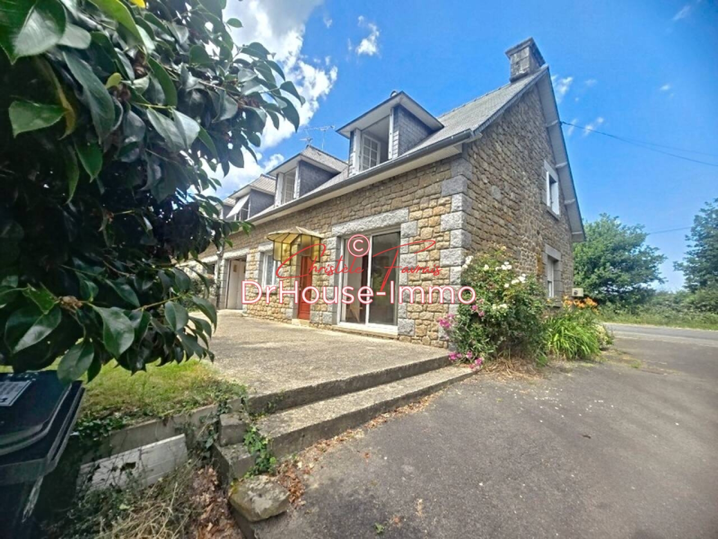 Photo 2 : Vente Maison 6 pièces La Bazouge-du-Désert 118 m²