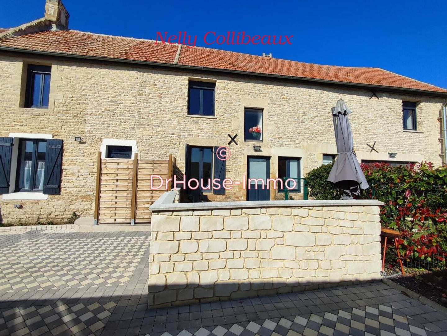 Photo 1 : Vente Maison 6 pièces Banville 192 m²
