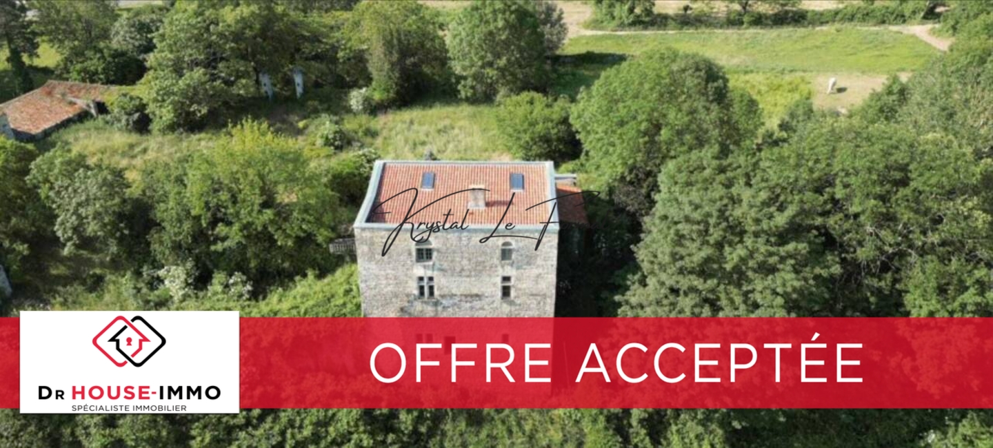 Photo 1 : Vente Château 6 pièces Coulonges-sur-l'Autize 279 m²