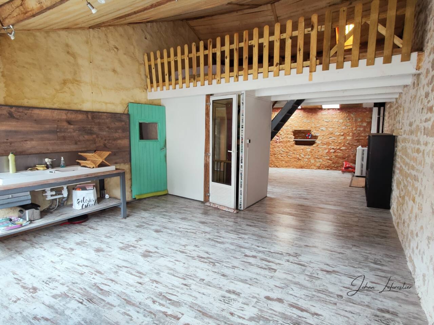 Photo 3 : Vente Maison 5 pièces Celle-Lévescault 166 m²