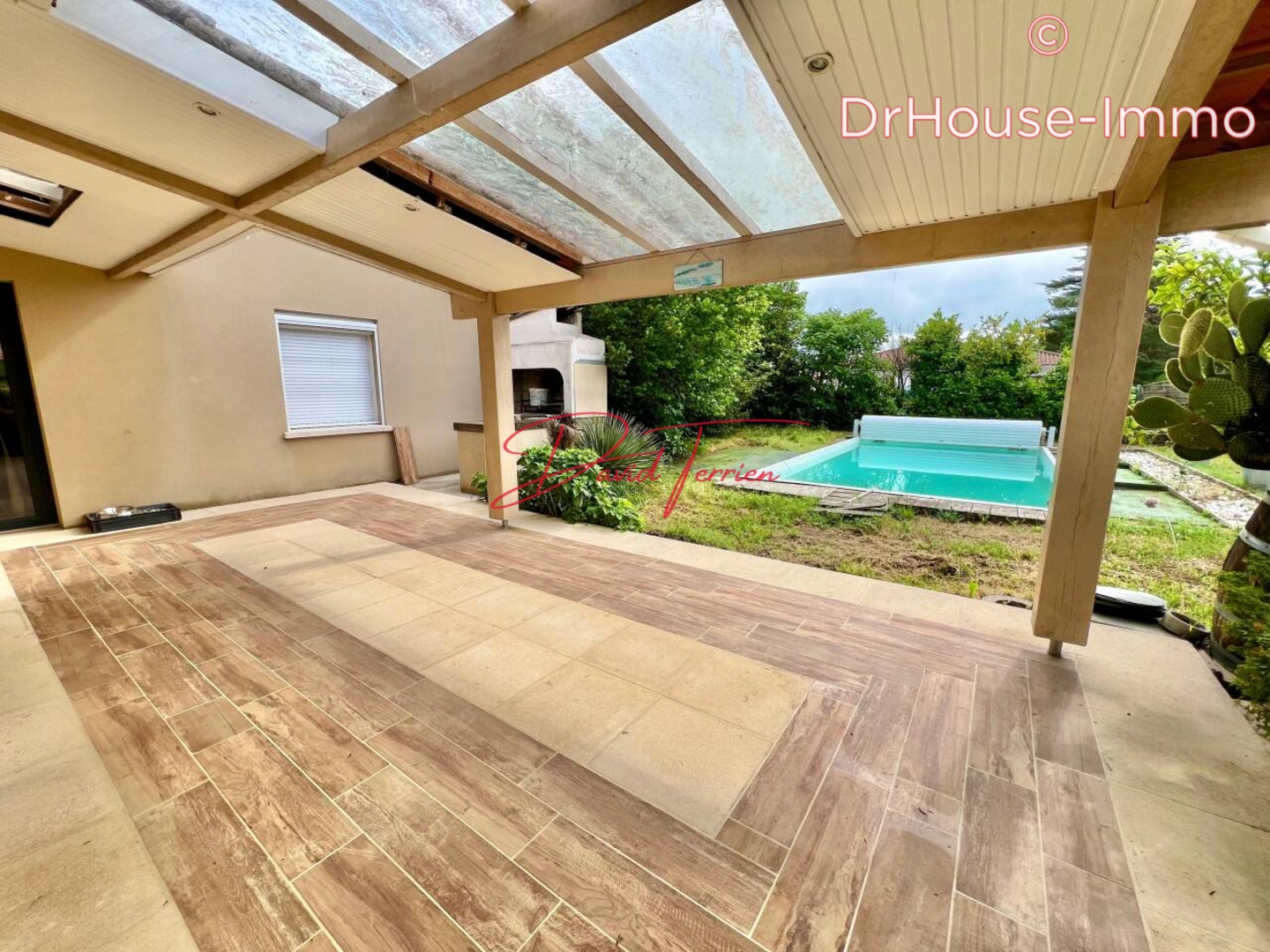 Photo 1 : Vente Maison 6 pièces Vayres 165 m²
