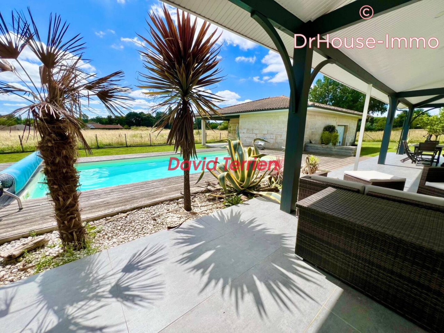 Photo 3 : Vente Maison 7 pièces Saint-Loubès 181 m²