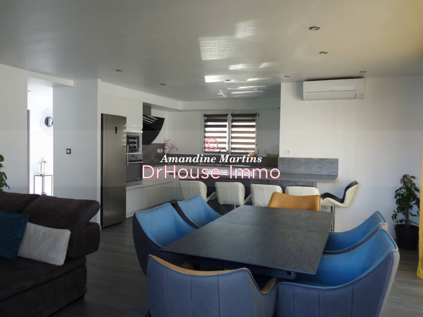 Photo 3 : Vente Maison 8 pièces Saint-Laurent-de-la-Salanque 174 m²