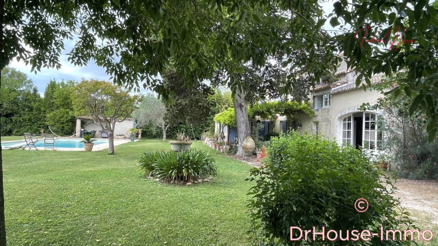 Photo 3 : Vente Maison 7 pièces Arles 200 m²