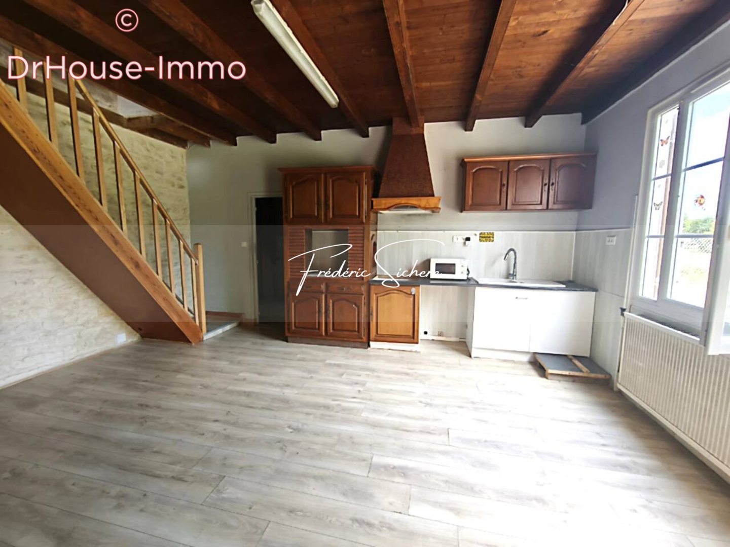 Photo 2 : Vente Maison 6 pièces Le Bourdet 137 m²