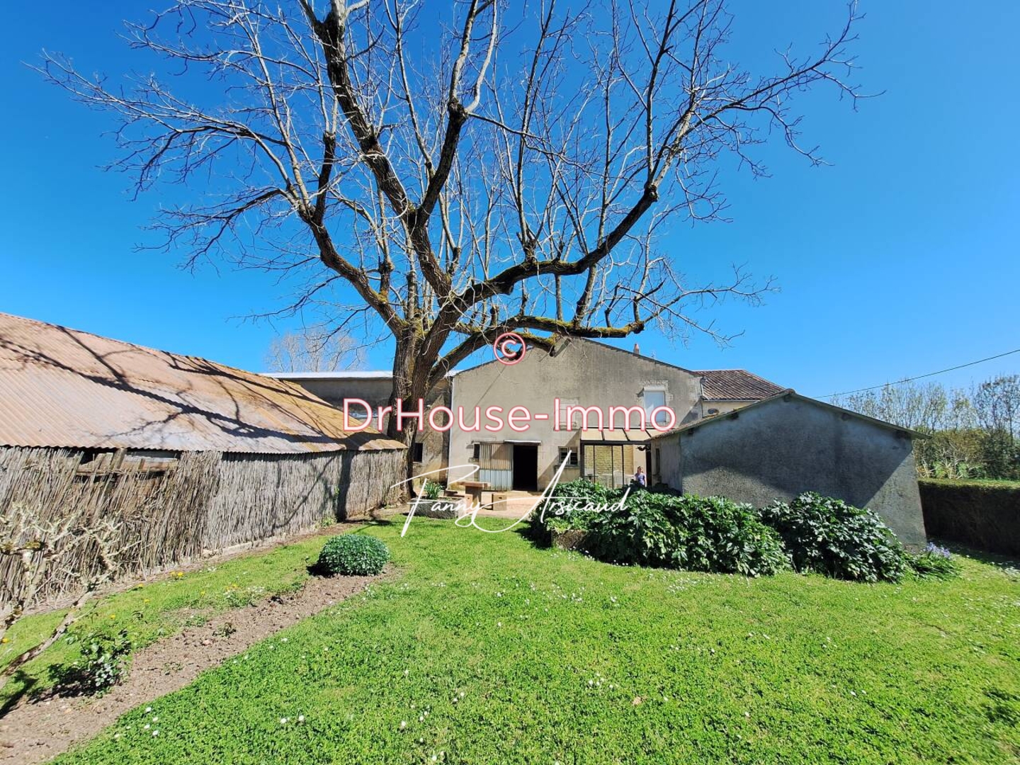 Photo 1 : Vente Maison 5 pièces La Ronde 88 m²