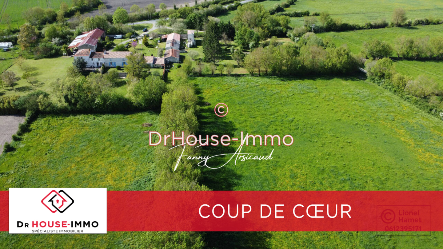 Photo 2 : Vente Château 10 pièces Taugon 215 m²