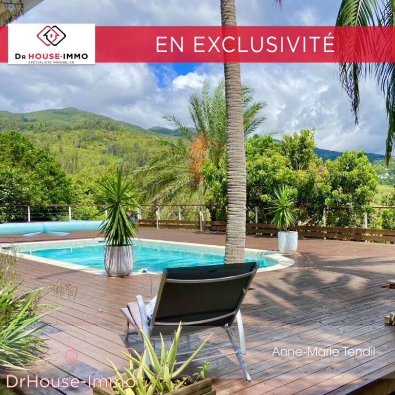Photo 1 : Vente Maison 7 pièces Saint-Denis 198 m²