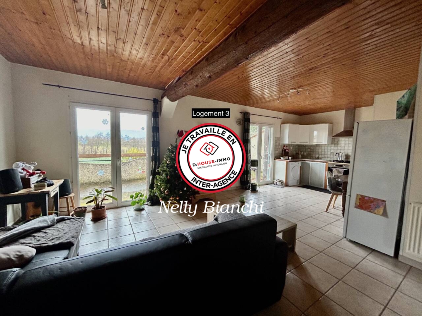 Photo 1 : Vente Maison 4 pièces Montvendre 238 m²