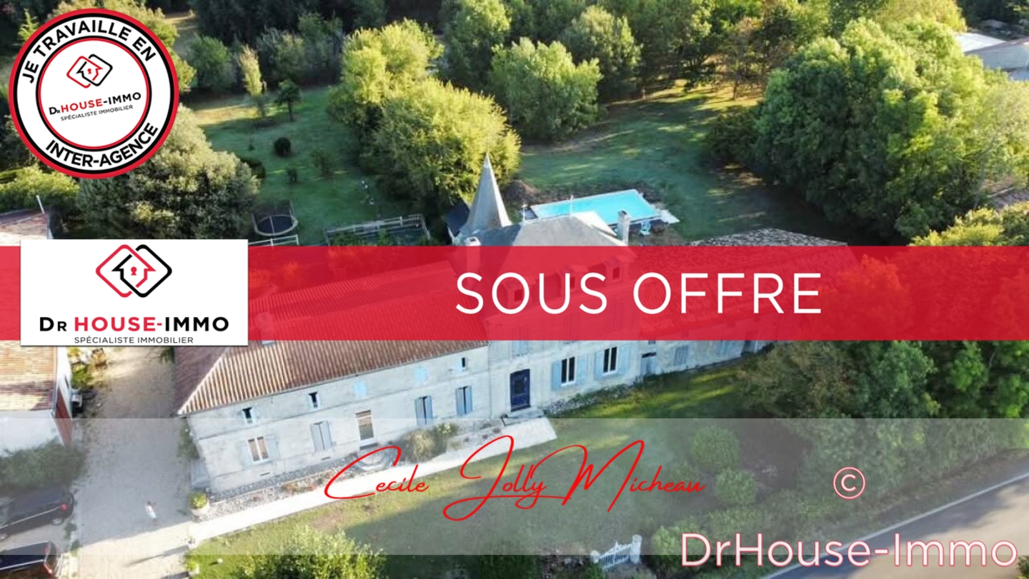 Photo 1 : Vente Maison 11 pièces Semillac 410 m²