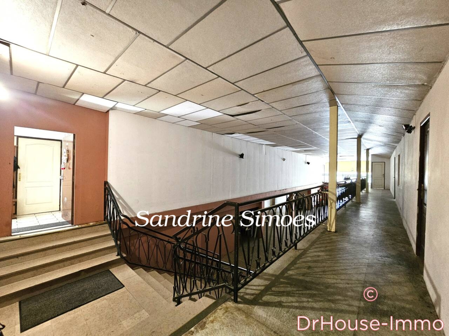Photo 2 : Vente Loft / Atelier 10 pièces Montmorillon 261 m²