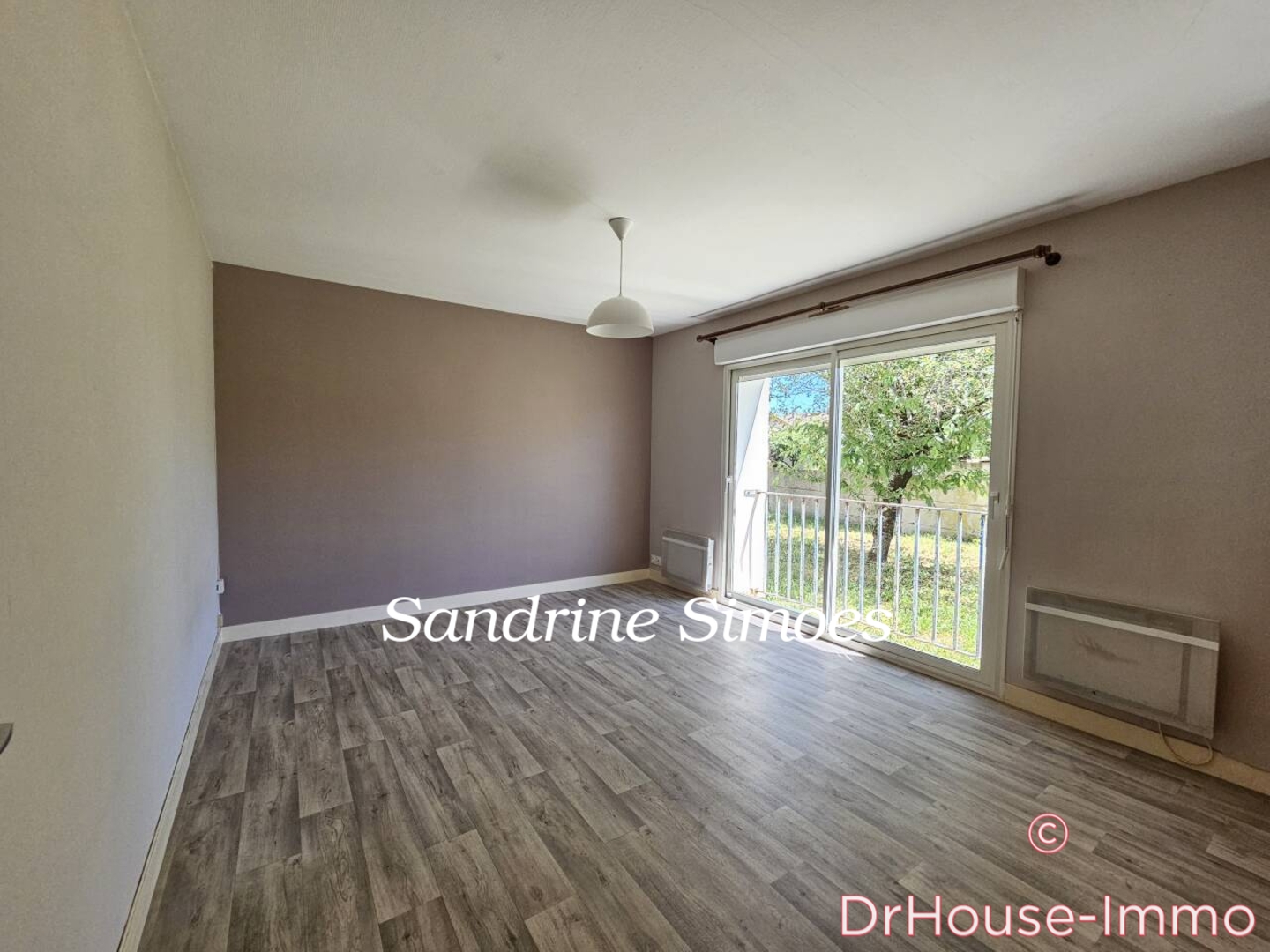Photo 2 : Vente Appartement 1 pièce Montmorillon 26 m²
