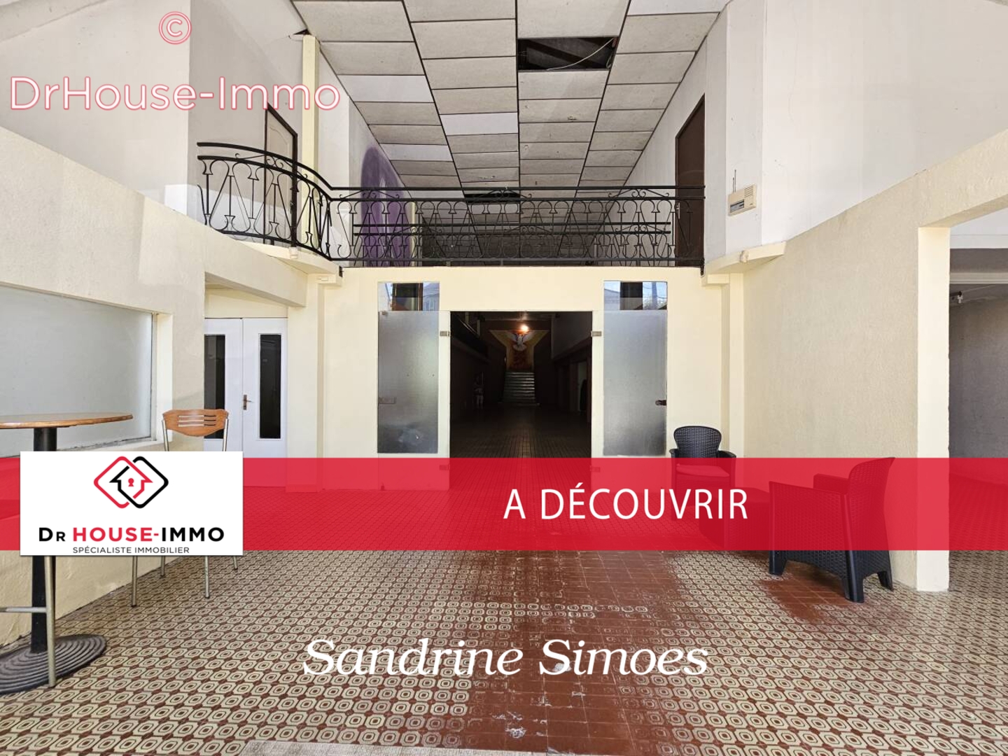 Photo 1 : Vente Loft / Atelier 10 pièces Montmorillon 261 m²