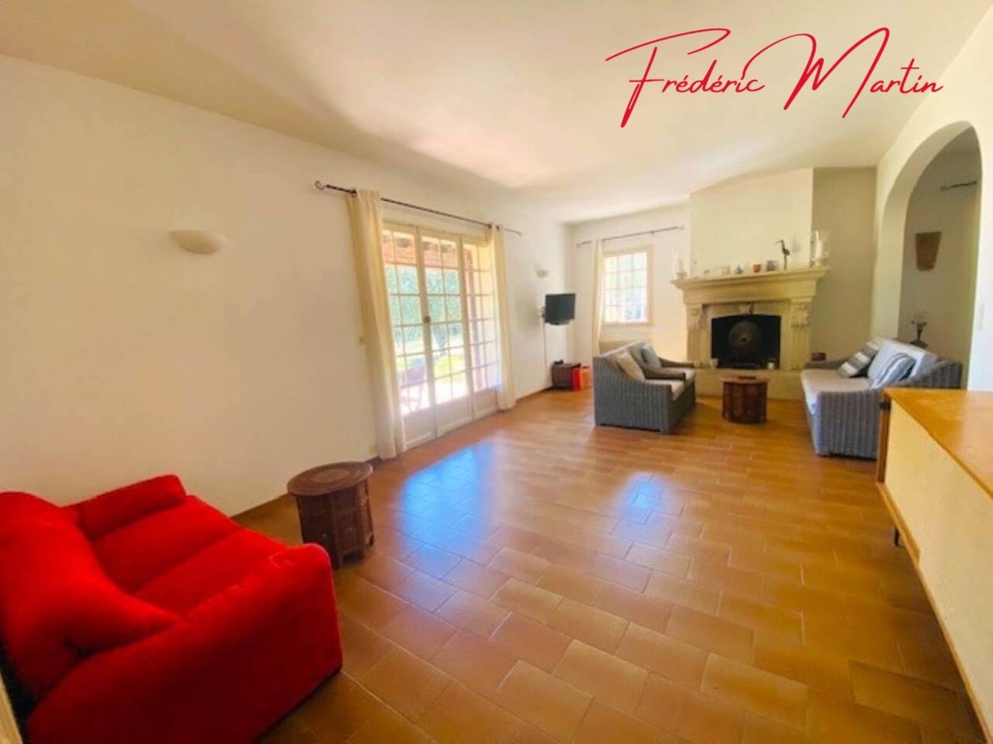 Photo 2 : Vente Maison 5 pièces Montaren-et-Saint-Médiers 150 m²