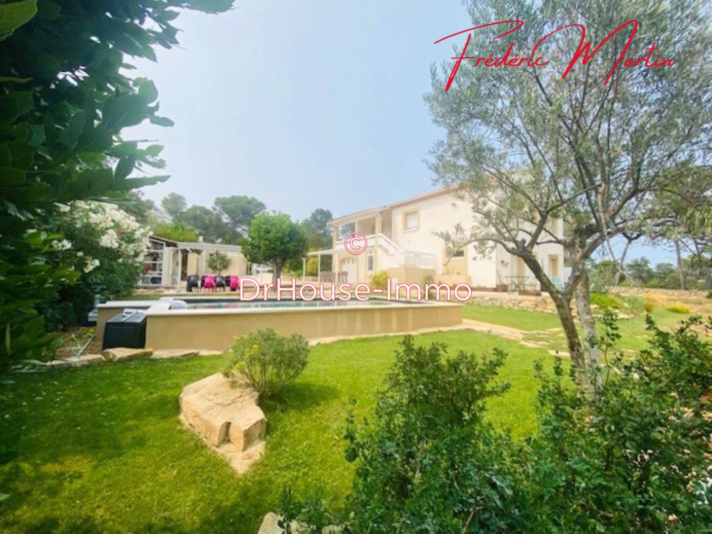 Photo 3 : Vente Maison 7 pièces Nîmes 210 m²