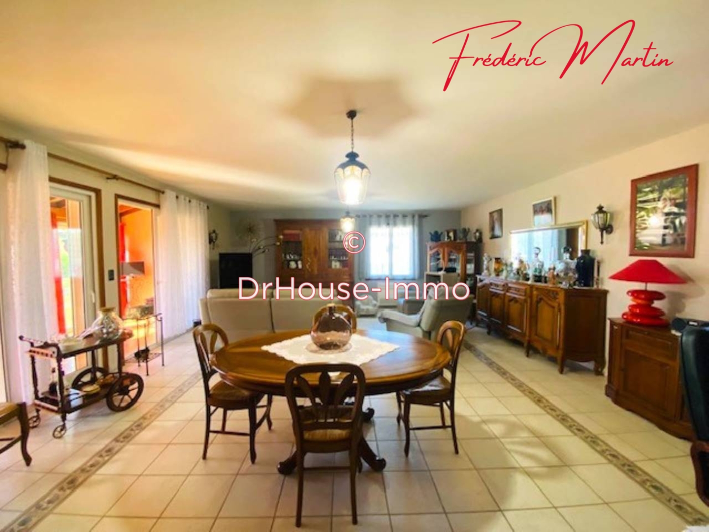 Photo 3 : Vente Maison 9 pièces Moussac 230 m²
