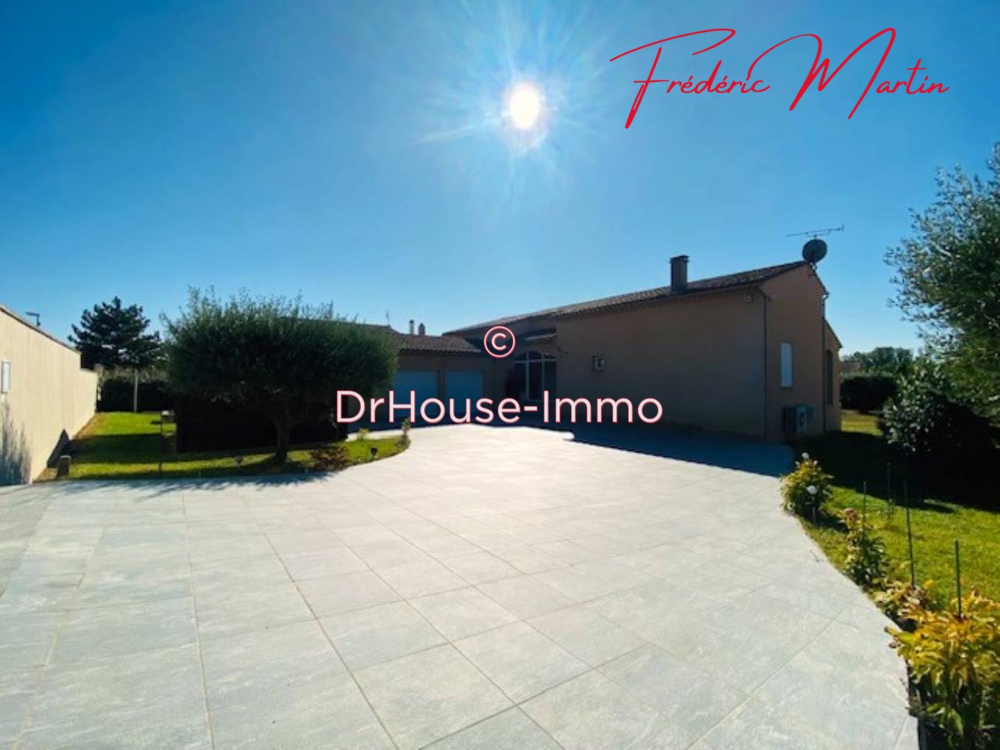 Photo 2 : Vente Maison 9 pièces Moussac 230 m²