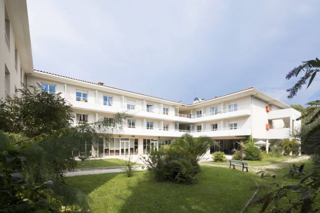 Programme neuf : LESJ - La bouilladisse(13720)