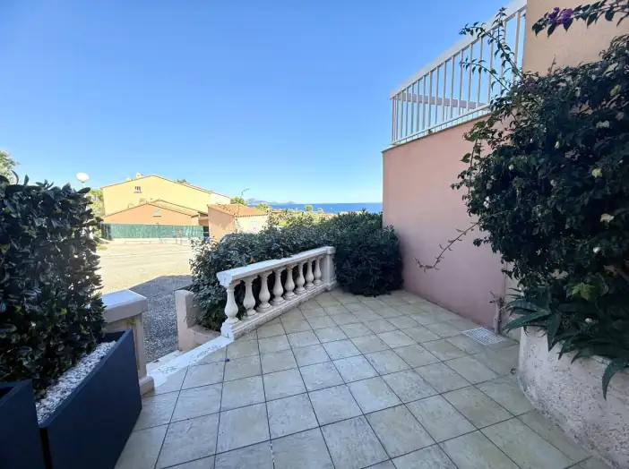 Appartement 2 pièces de 24 m² - Saint Aygulf (83370)