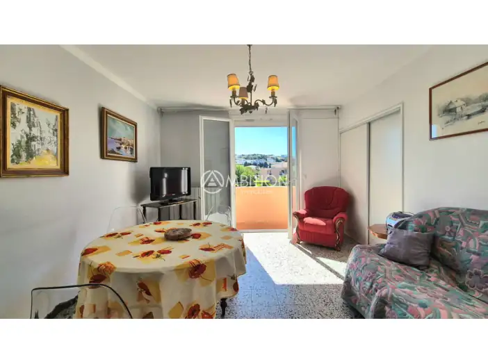 Appartement 4 pièces de 66 m² - Saint-Raphaël (83700)