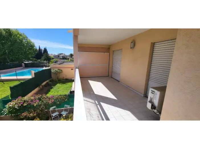 Image des la section Servies