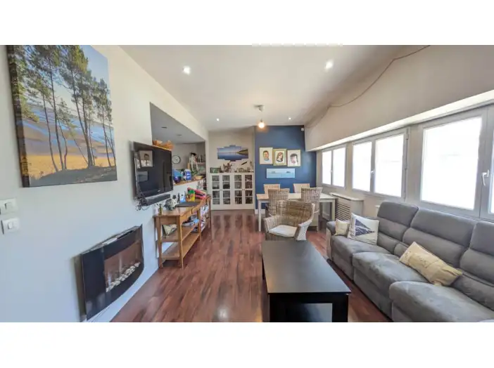 Maison 6 pièces de 135 m² - La Teste-de-Buch (33260)