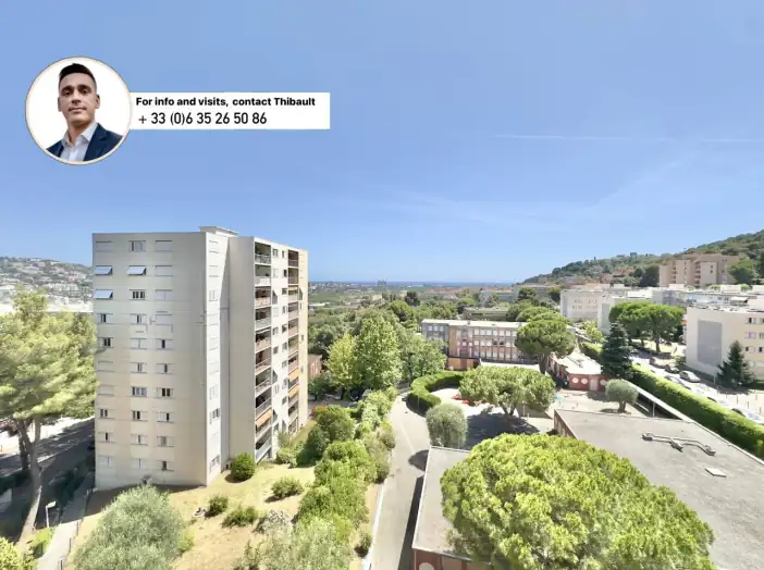 Appartement 4 pièces de 82 m² - Saint-Laurent-du-Var (06700)
