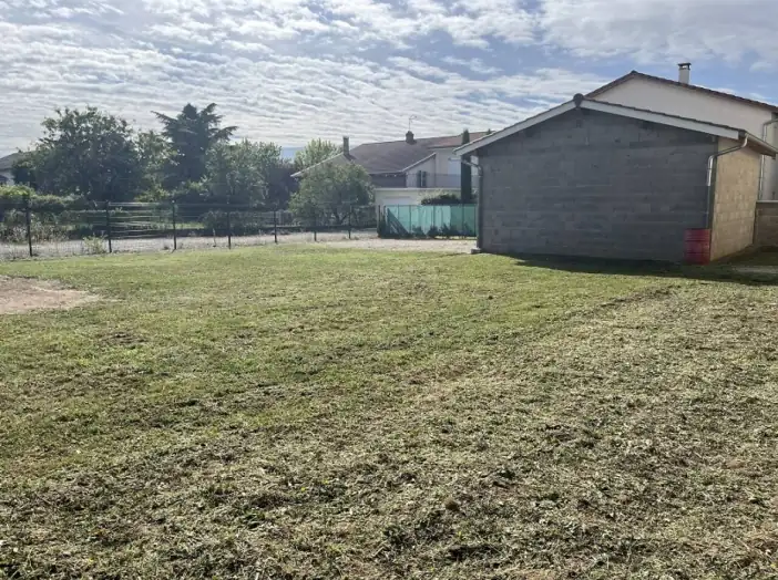 Terrain de 541 m² - Bourg-Saint-Christophe (01800)