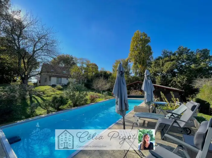 Maison 5 pièces de 130 m² - Ruch (33350)