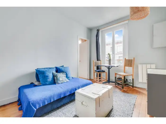 Appartement 2 pièces de 27 m² - Paris (75020)
