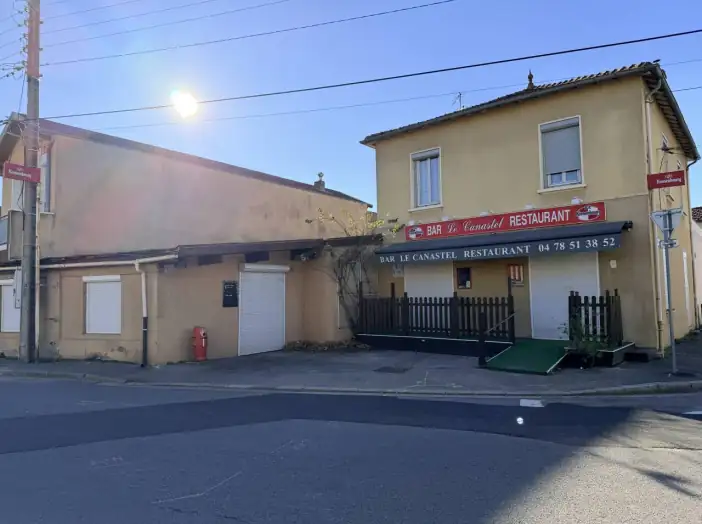 Commerce 13 pièces de 302 m² - Pierre-Bénite (69310)