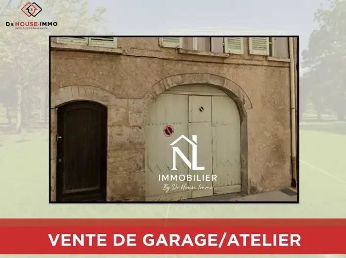 Parking / Box de 78 m² - Cuers (83390)