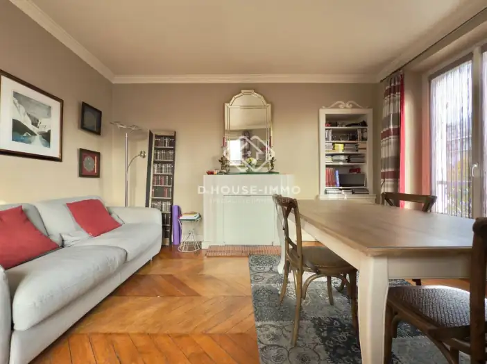 Appartement 3 pièces de 53 m² - Paris (75012)