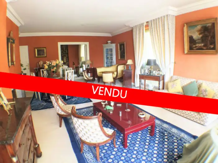 Image des la section Servies