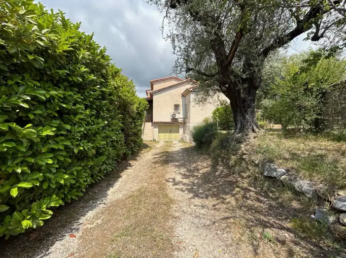 Image des la section Servies