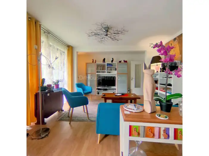 Image des la section Servies