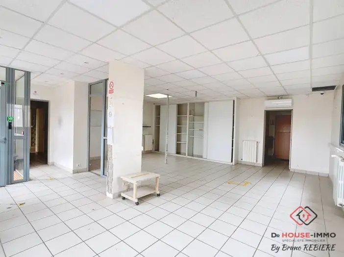 Maison 8 pièces de 181 m² - Savignac-les-Églises (24420)