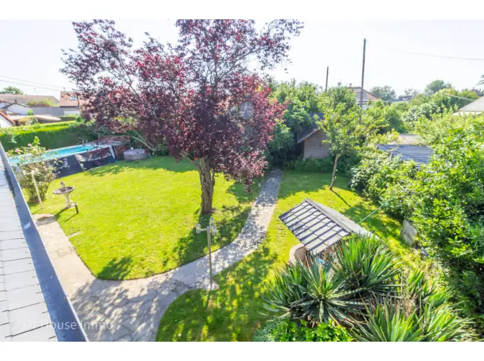 Maison 9 pièces de 200 m² - Chevannes (91750)