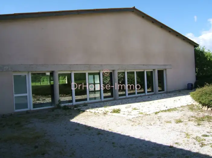 Image des la section Servies