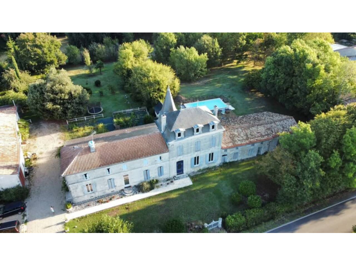 Maison de 410m² 11 pièces