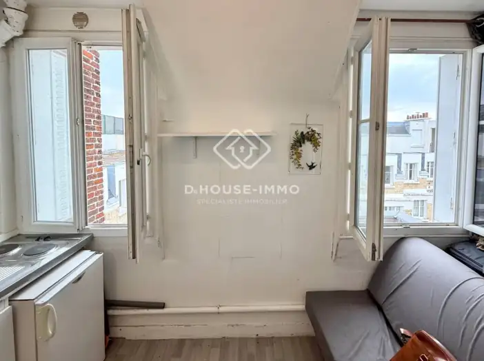 Appartement 1 pièce de 9 m² - Paris (75016)