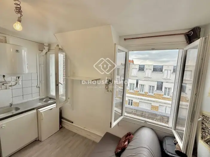 Appartement 1 pièce de 9 m² - Paris (75016)