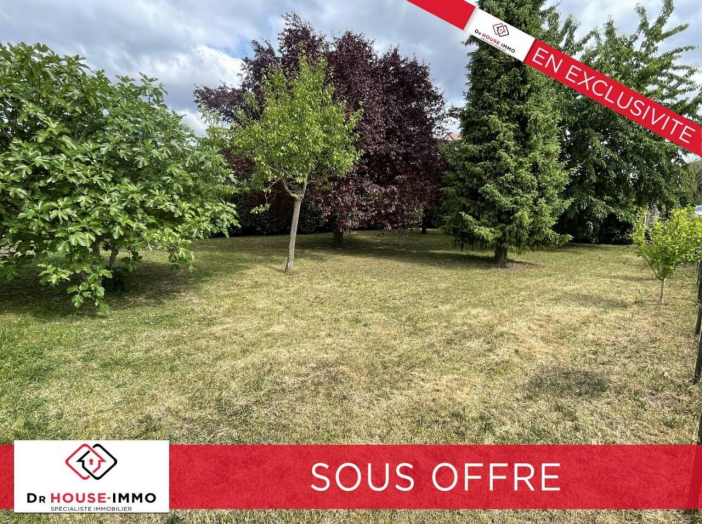 Terrain de 302m²