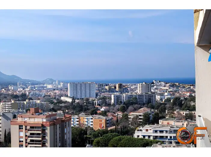 Appartement 4 pièces de 105 m² - Marseille (13009)