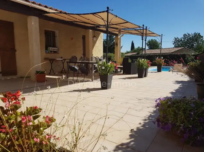 Image des la section Servies